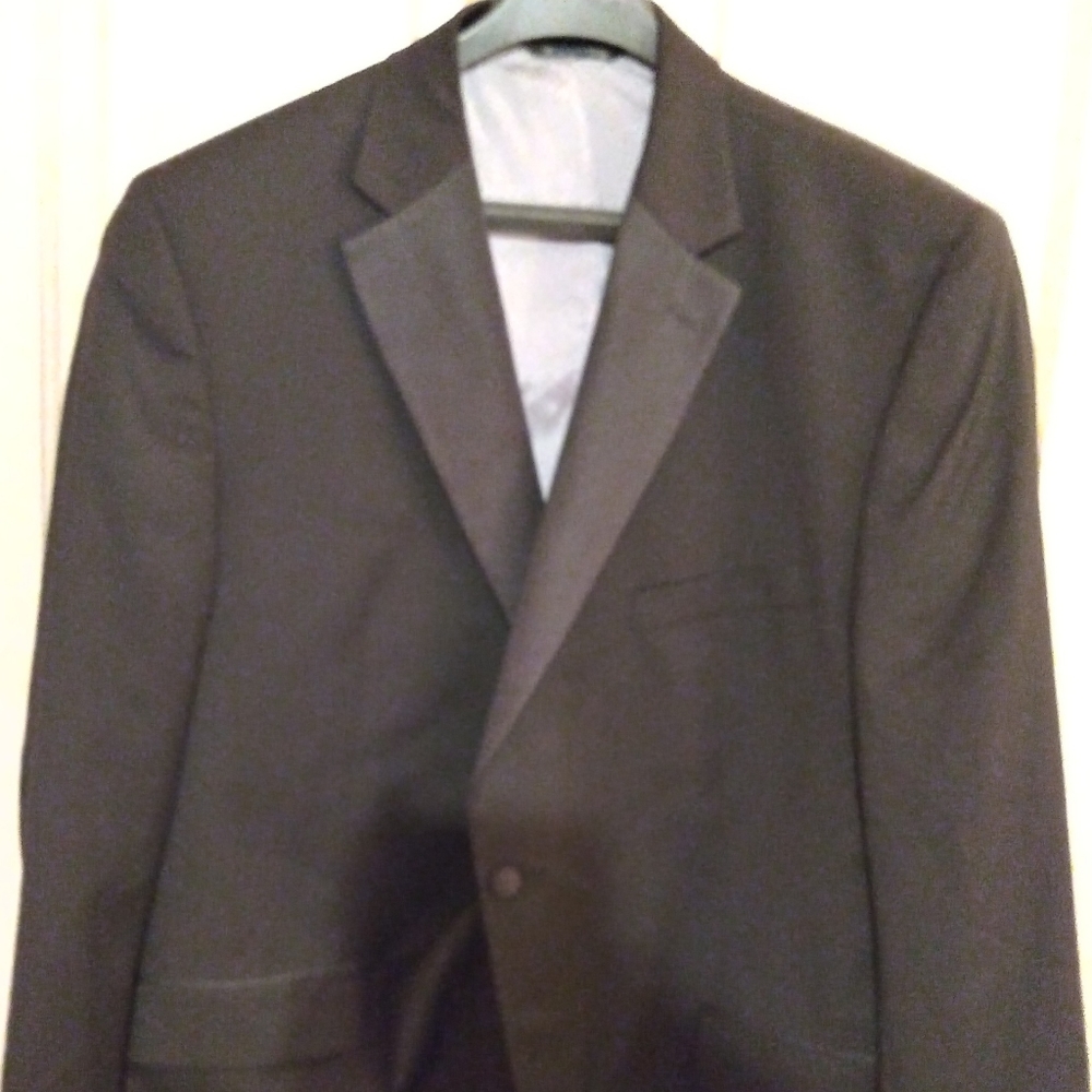 Black by Vera Wang men's tux jacket